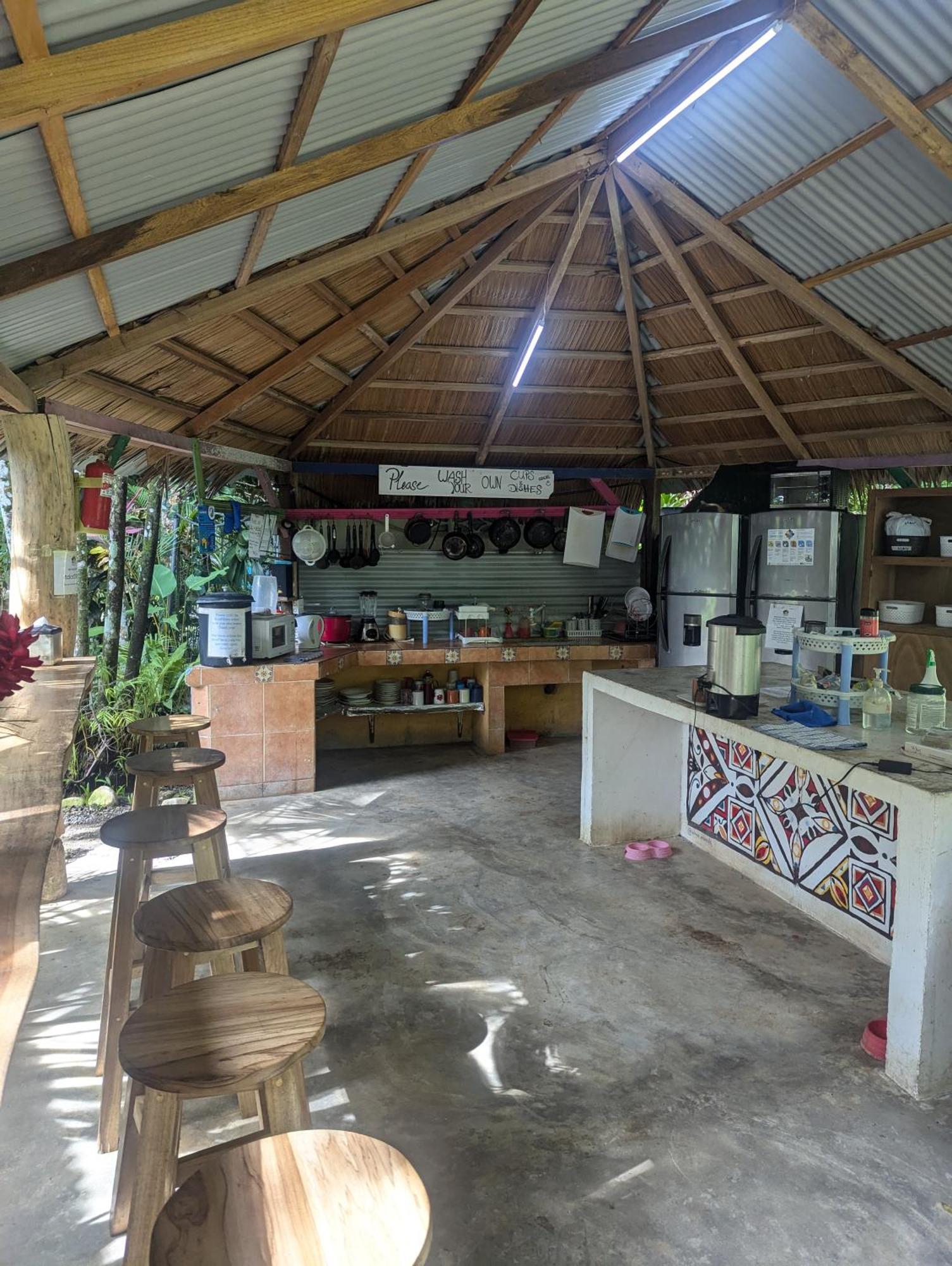 Tasty Dayz Hostel Puerto Viejo de Talamanca Zewnętrze zdjęcie