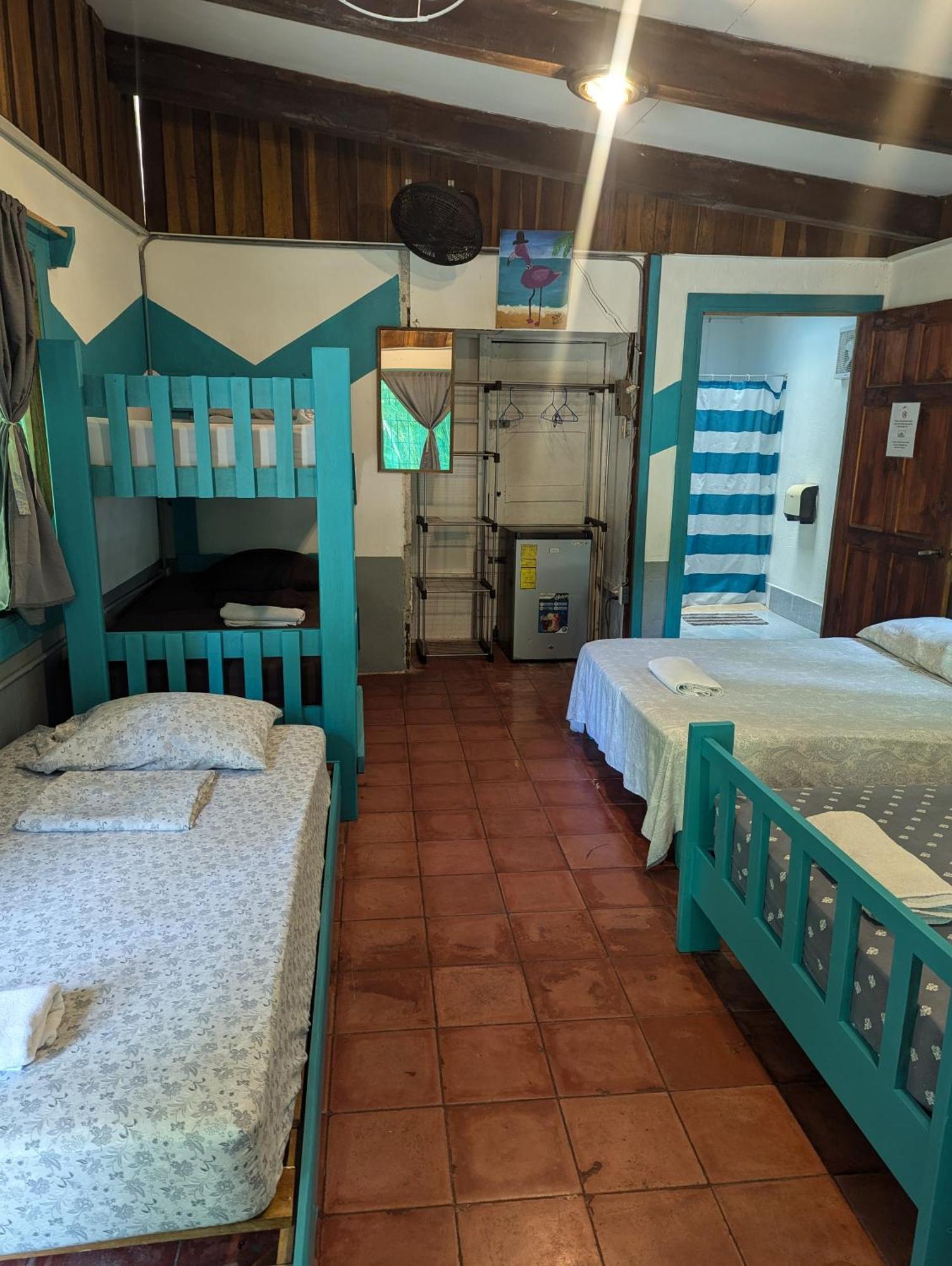 Tasty Dayz Hostel Puerto Viejo de Talamanca Zewnętrze zdjęcie